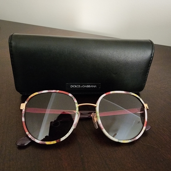 Dolce & Gabbana Round Sunglasses Peony Floral NIB - Picture 6 of 11